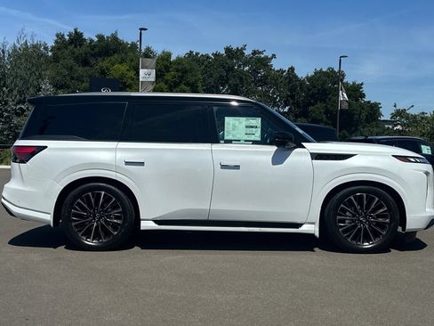 New 2026 INFINITI QX80 Autograph w/ Premium Cargo Package AWD/4WD image 6