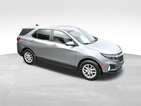 Used 2024 Chevrolet Equinox LT AWD/4WD image 28