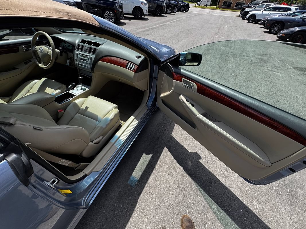 Used 2006 Toyota Solara SLE FWD image 25