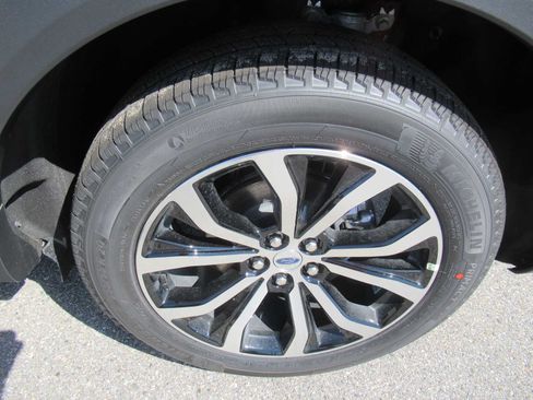 New 2026 Ford Explorer ST-Line AWD/4WD image 9