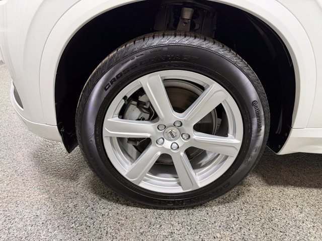 Used 2023 Volvo XC90 B5 Core w/ Protection Package Premier AWD/4WD image 32