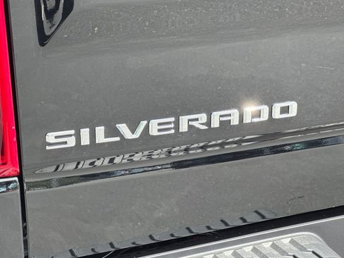 New 2026 Chevrolet Silverado 1500 High Country AWD/4WD image 24