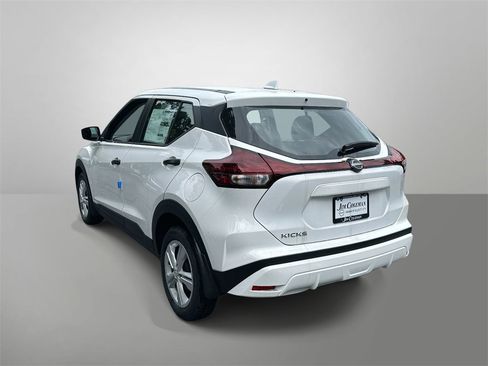 New 2025 Nissan Kicks Play S image 16