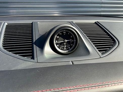 Certified 2026 Porsche Macan image 30