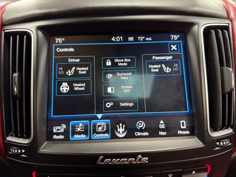 Used 2017 Maserati Levante w/ Sport Package image 22