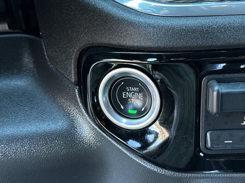 Used 2025 Chevrolet Silverado 1500 RST image 30