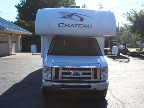 Used 2022 Ford E-450 and Econoline 450 Super Duty w/ Motorhome Prep Package image 52