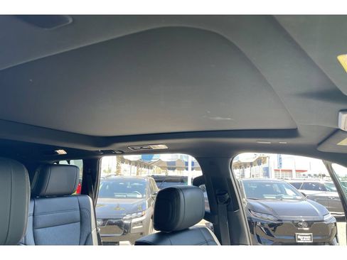 Used 2025 Toyota Sequoia Limited w/ Tow Technology Package AWD/4WD image 20
