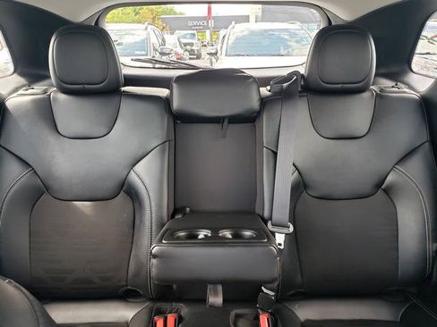 Used 2022 Jeep Cherokee Latitude w/ Trailer Tow Group AWD/4WD image 14