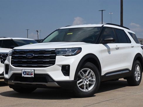 New 2025 Ford Explorer Active w/ Active Comfort Package image 25