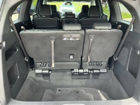 Used 2025 Honda Odyssey Sport-L image 17
