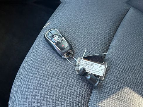 Used 2025 Buick Encore GX Preferred image 18