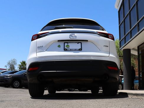 Used 2018 MAZDA CX-9 Touring w/ Touring Premium Package FWD image 12