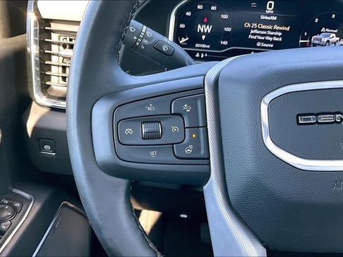 Used 2025 GMC Sierra 3500 Denali w/ Denali Reserve Package image 12