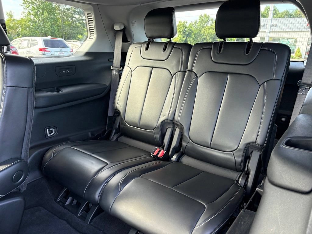 Used 2021 Jeep Grand Cherokee L Limited AWD/4WD image 23