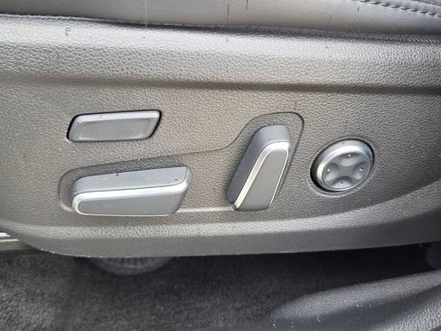 Used 2023 Hyundai Santa Fe Calligraphy FWD image 12