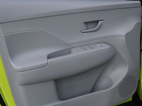 Certified 2026 Hyundai Kona SE image 15