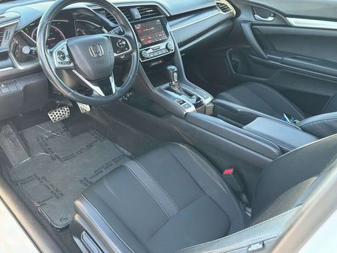 Used 2019 Honda Civic Sport image 9