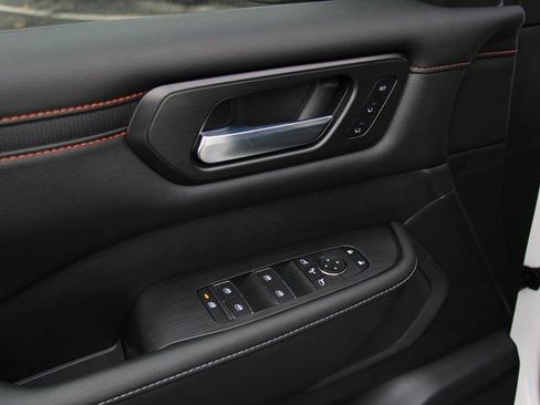 New 2026 Nissan Armada PRO-4X w/ Captain's Chari Seat Package image 16