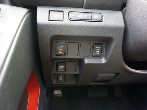 Used 2023 Nissan Frontier Pro-X w/ Pro-X Premium Package image 5