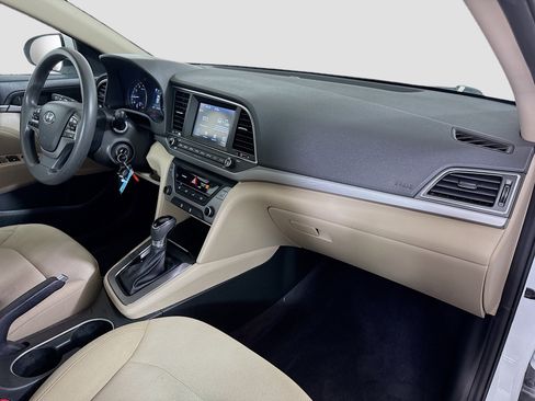 Used 2018 Hyundai Elantra SEL image 29
