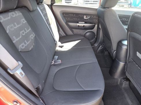 Used 2012 Kia Soul + FWD image 27