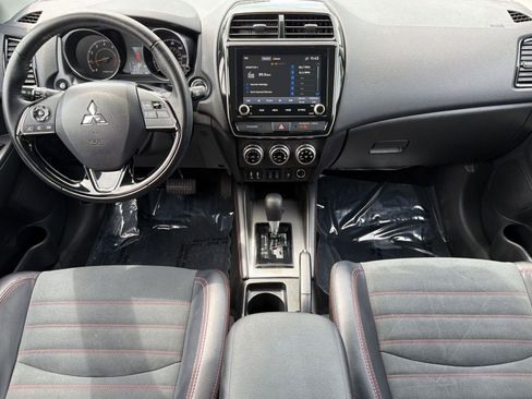 Used 2025 Mitsubishi Outlander Sport AWD image 24