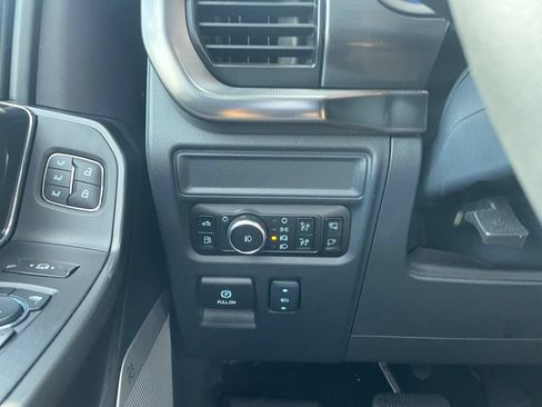 Used 2025 Ford F150 Lariat w/ Equipment Group 501A Mid AWD/4WD image 15