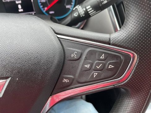 Used 2020 Chevrolet Equinox LS w/ LS Convenience Package image 13