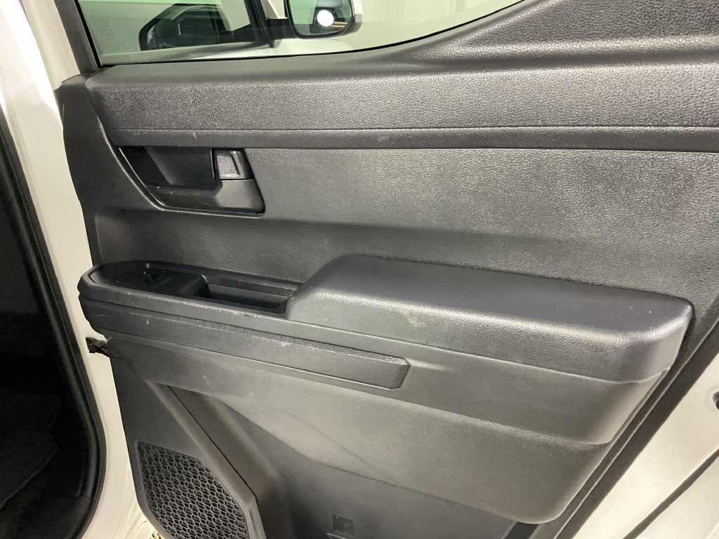 Used 2025 Toyota Tacoma SR5 AWD/4WD image 21