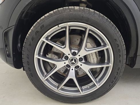 Used 2022 Mercedes-Benz GLC 300 4MATIC image 11