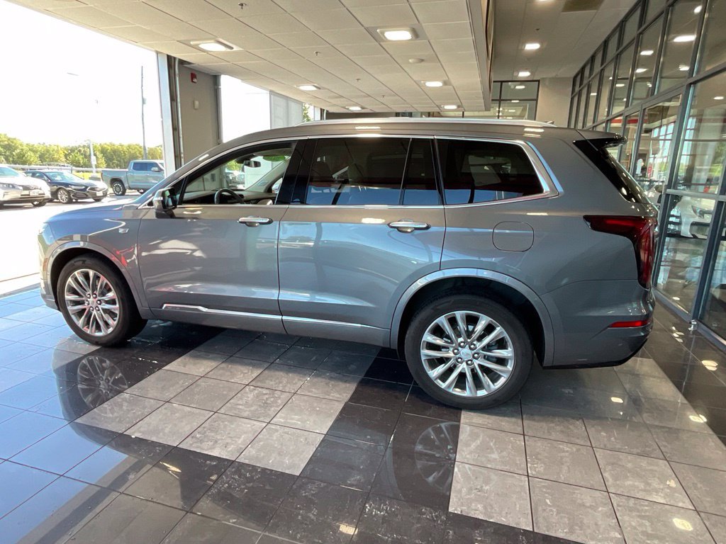 Used 2021 Cadillac XT6 Premium Luxury AWD/4WD image 4