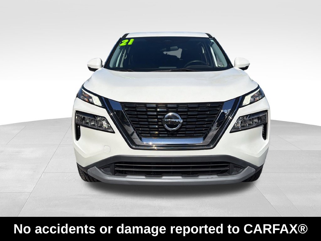 Used 2021 Nissan Rogue SV FWD image 2