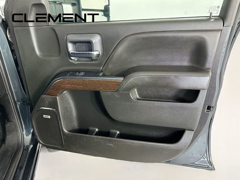 Used 2019 GMC Sierra 3500 Denali w/ Duramax Plus Package image 35