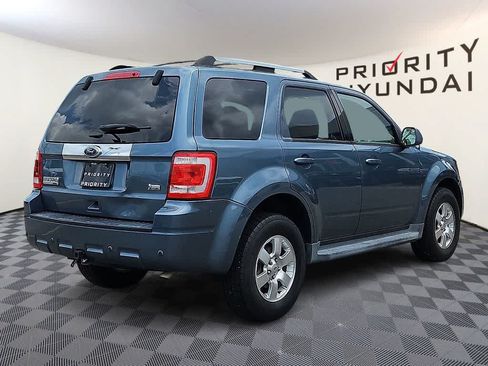 Used 2011 Ford Escape Limited w/ 302A Rapid Spec Order Code FWD image 4