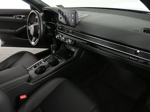 Used 2025 Honda Civic Sport image 21