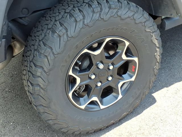 Used 2023 Jeep Wrangler Unlimited Rubicon w/ Cold Weather Group AWD/4WD image 7