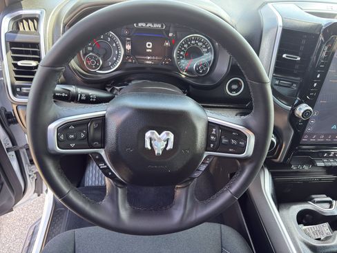 Used 2025 RAM 1500 Big Horn AWD/4WD image 16