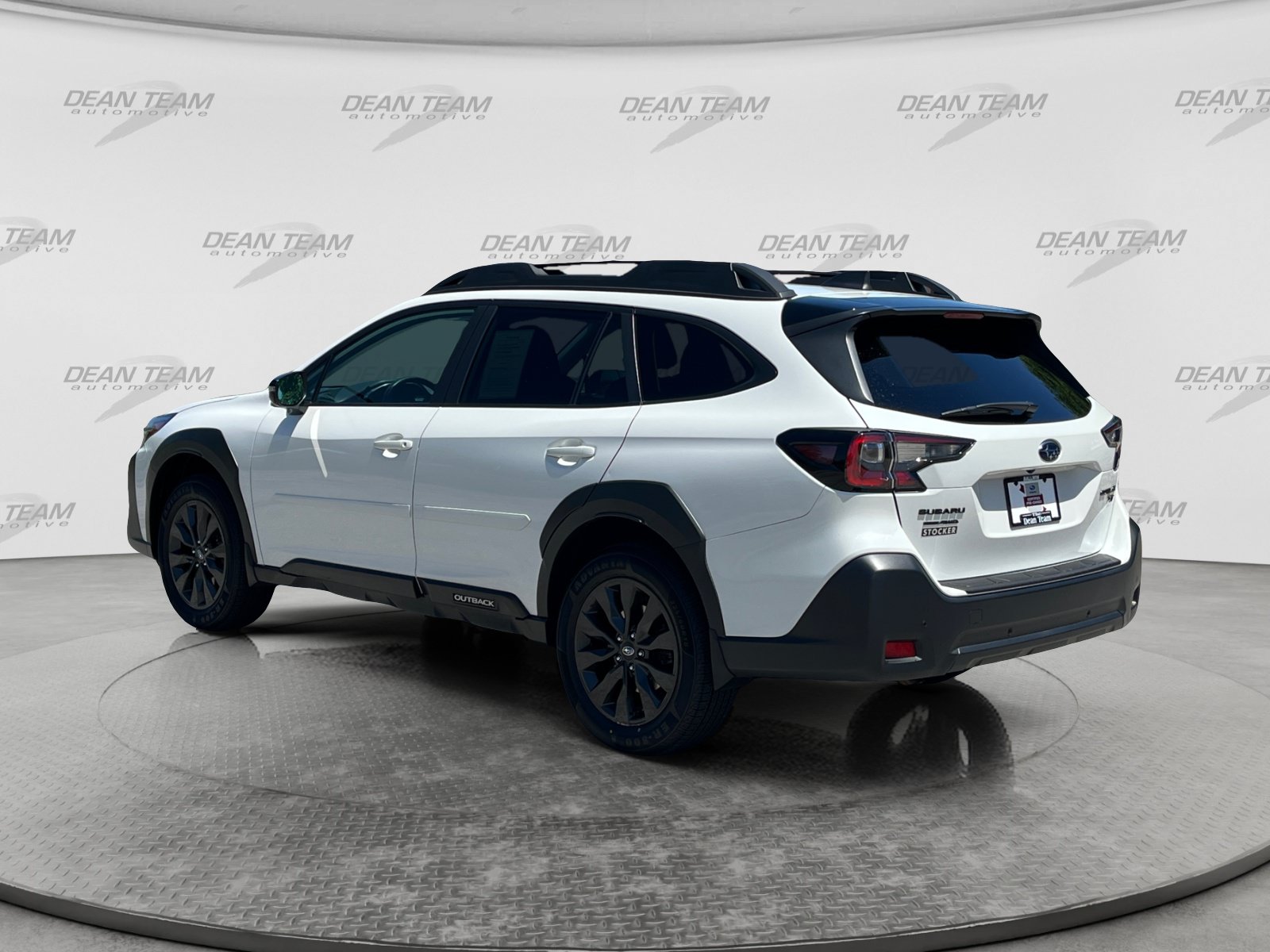 Used 2023 Subaru Outback Onyx Edition XT AWD/4WD image 5
