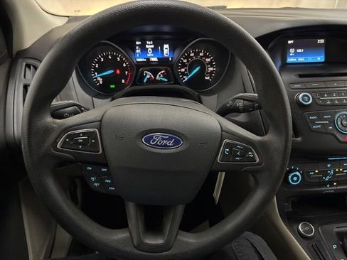 Used 2015 Ford Focus SE w/ Interior Protection Package FWD image 31