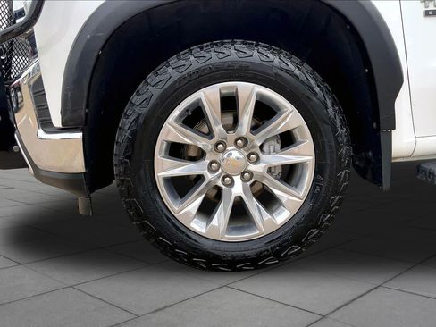 Used 2021 Chevrolet Silverado 1500 LTZ AWD/4WD image 11
