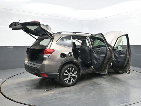 Used 2019 Subaru Forester Limited image 41