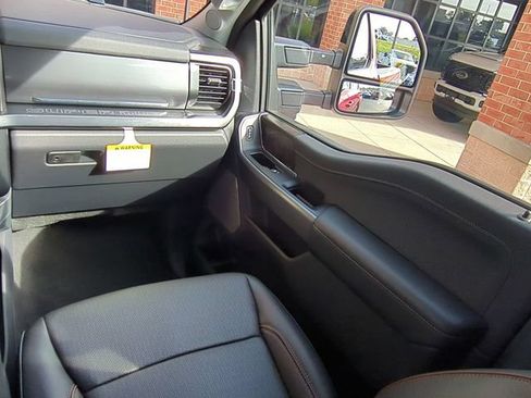 New 2026 Ford F250 Lariat w/ Black Appearance Package AWD/4WD image 19