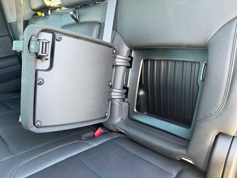 Used 2024 Chevrolet Silverado 2500 LTZ w/ LTZ Convenience Package image 45