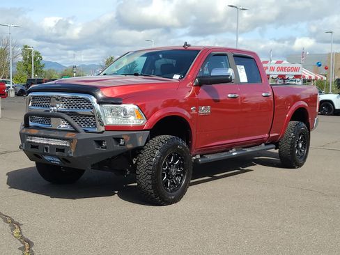 Used 2014 RAM 2500 Laramie w/ Convenience Group AWD/4WD image 1