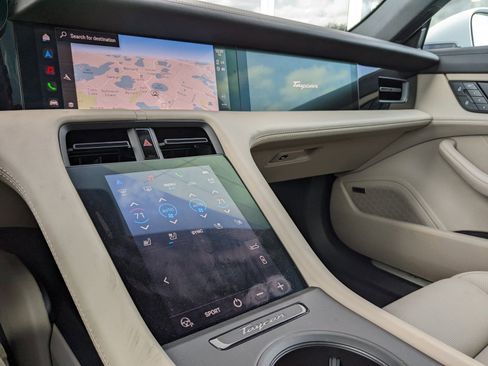 New 2023 Porsche Taycan 4S image 16