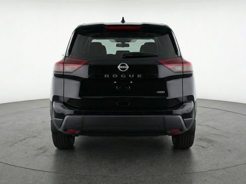 Used 2025 Nissan Rogue SV AWD/4WD image 7