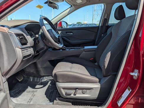 Used 2022 Nissan Rogue SV AWD/4WD image 13