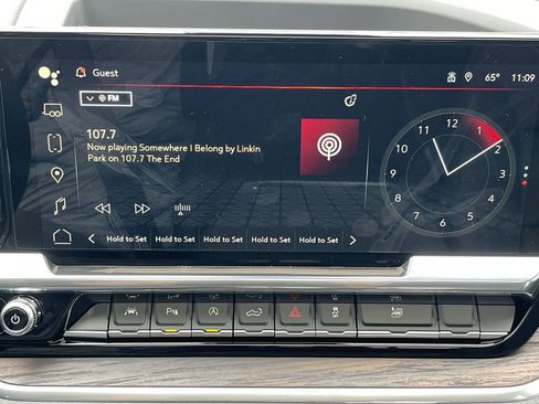 New 2025 GMC Sierra 1500 SLT w/ SLT Premium Plus Package image 13