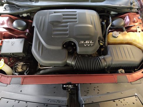 Used 2019 Dodge Challenger GT RWD image 30